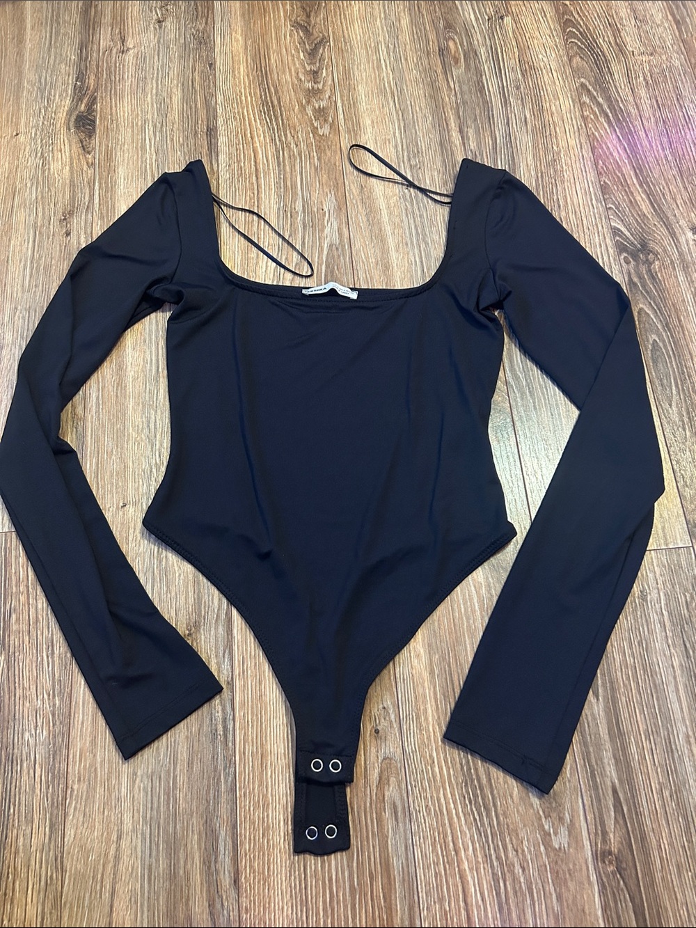 Bershka Black Long-Sleeve One-Piece Bodysuit